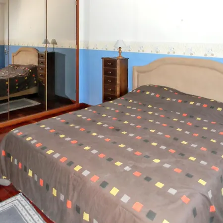 Charming With Private Pool In Santa Leocadia De Geraz Do Lima Feijoal