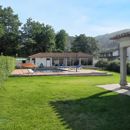 Vila Welcoming In Santa Leocadia, Private Pool 475 M² Feijoal