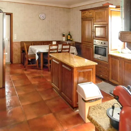 Welcoming In Santa Leocadia, Private Pool 475 M² Feijoal