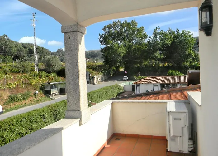 Welcoming In Santa Leocadia, Private Pool 475 M²