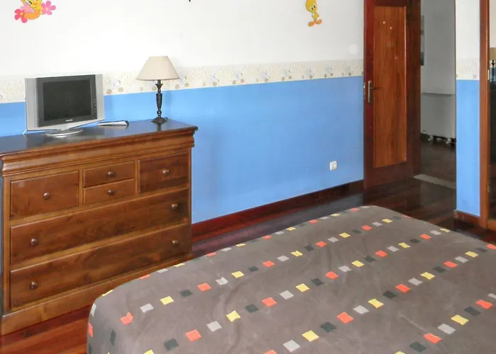 Welcoming In Santa Leocadia, Private Pool 475 M² *