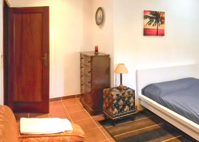 וילה Welcoming In Santa Leocadia, Private Pool 475 M² *