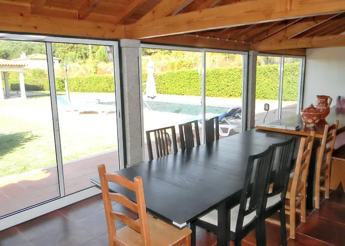 Welcoming In Santa Leocadia, Private Pool 475 M² Feijoal