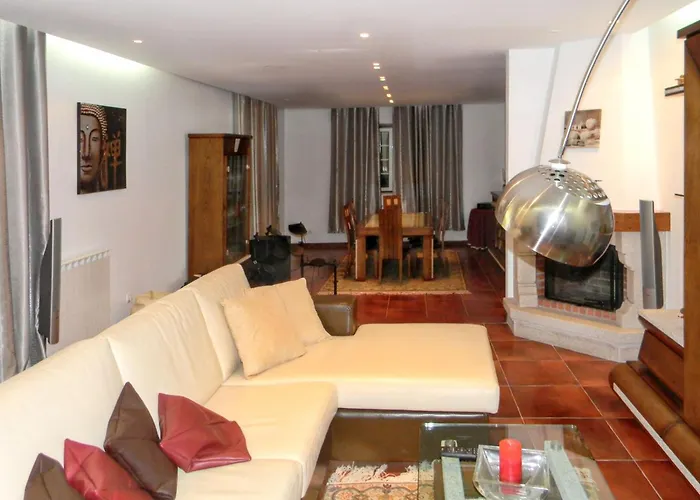 Welcoming In Santa Leocadia, Private Pool 475 M² Feijoal